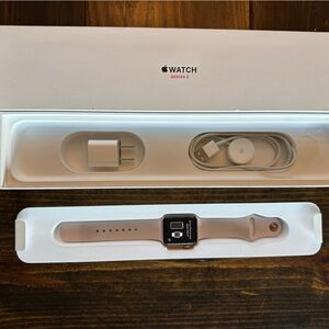 Apple Watch Series 3 - 38mm Gold with box